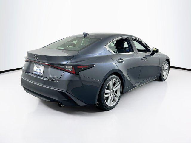 2021 lexus is 300 base