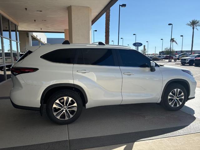 2024 toyota highlander xle