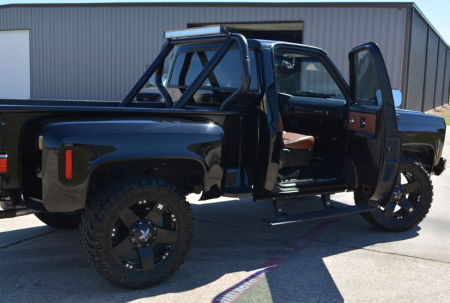 chevrolet 1977 step-side pick up truck