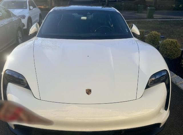 2023 porsche taycan base