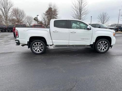 2021 gmc canyon in chicago, illinois