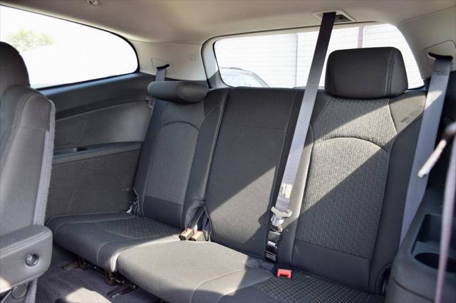 2010 chevrolet traverse lt