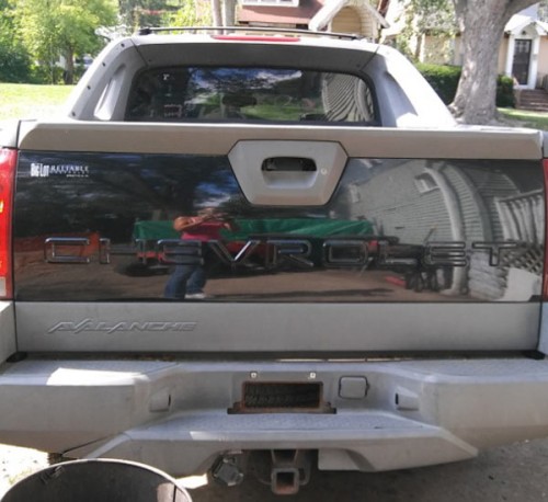2002 chevrolet avalanche in michigan by owner