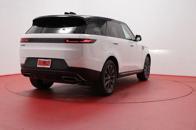 2024 land rover range rover sport se