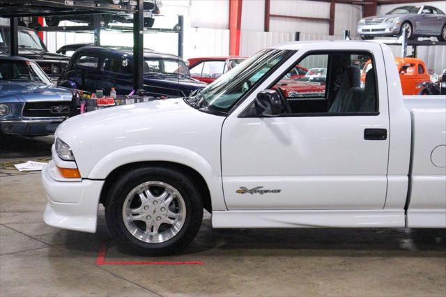 1999 chevrolet s-10 base