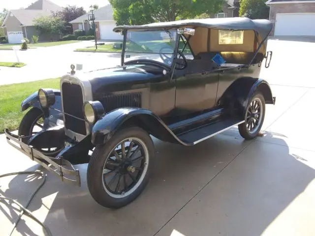 1925 chevrolet touring car