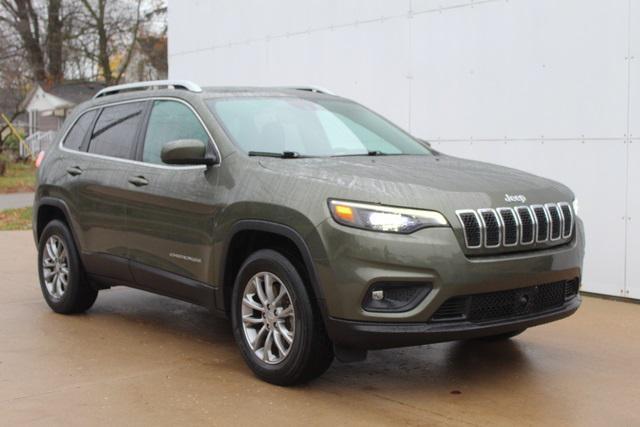 2021 jeep cherokee latitude lux
