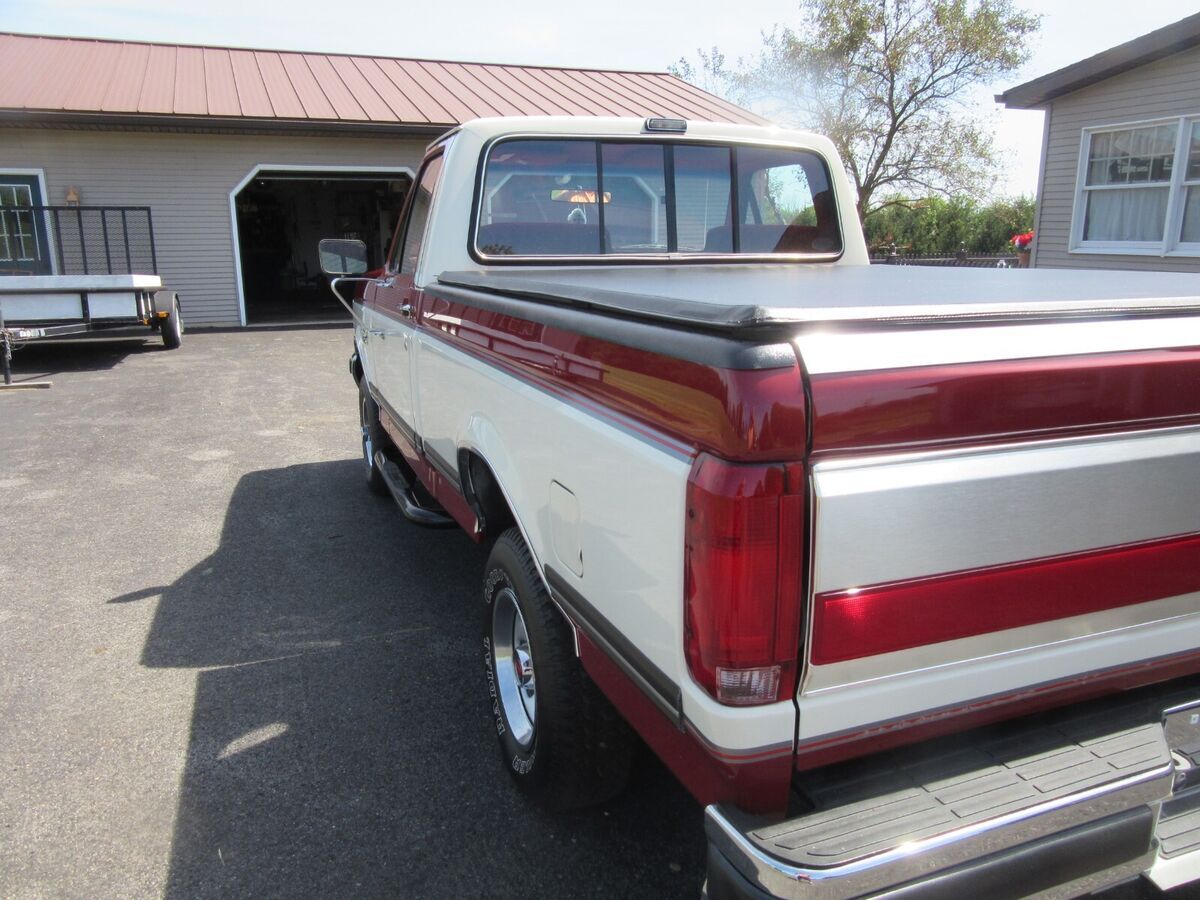 1990 ford f-150 4 by 4, loaded