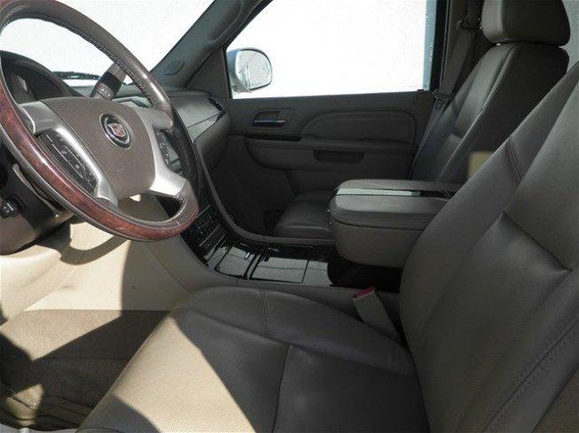 2010 cadillac escalade luxury for sale in aberdeen, south dakota