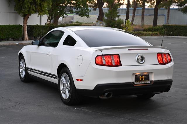 2012 ford mustang v6