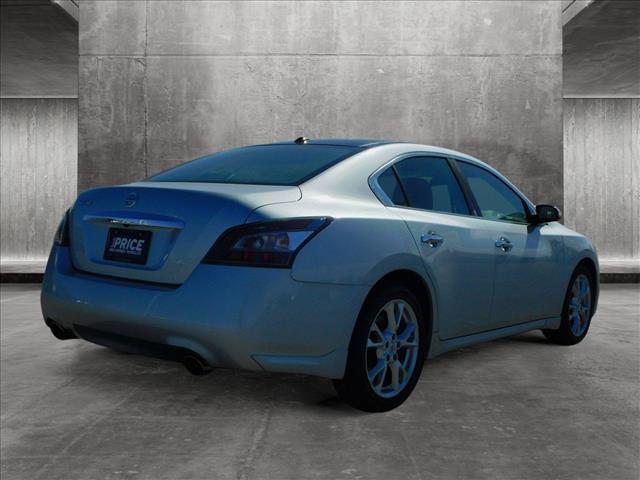 2014 nissan maxima sv