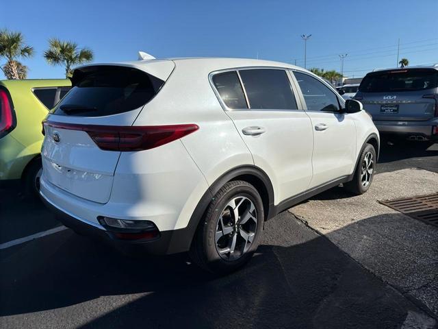 2022 kia sportage lx