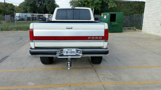 1990 ford f-250 xlt lariat, 460, 4x4, like new, 5 spd manual, locking hubs