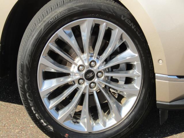 2021 ford edge titanium