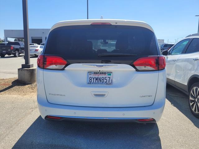 2018 chrysler pacifica limited