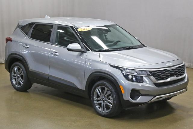 2022 kia seltos lx