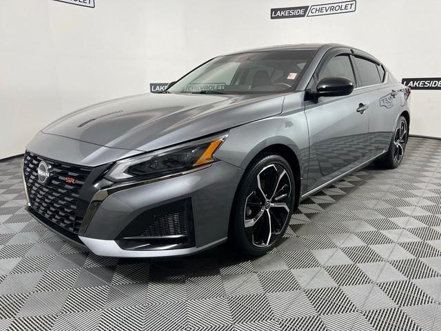 2023 nissan altima 2.5 sr