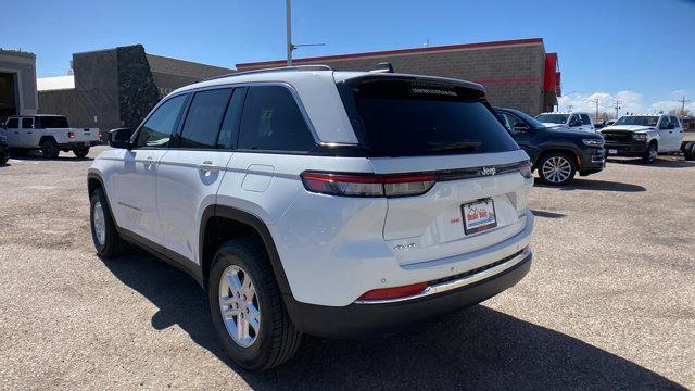 2023 jeep grand cherokee laredo