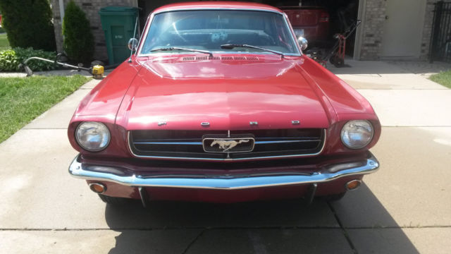 1964 1/2 mustang (early 1965 mustang)