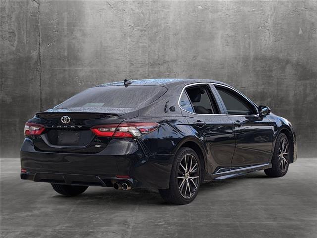 2021 toyota camry se