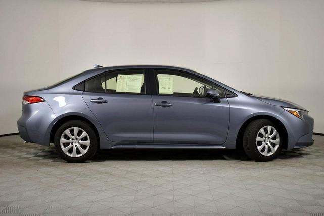 2024 toyota corolla hybrid le