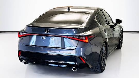 2023 Lexus IS