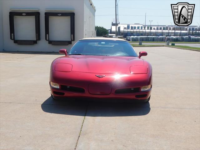 2004 chevrolet corvette base