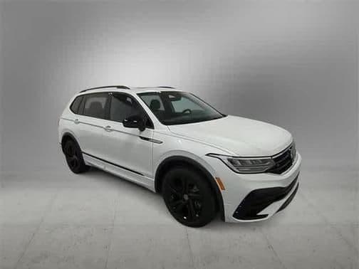 2023 volkswagen tiguan 2.0t se r-line black in farmington, michigan