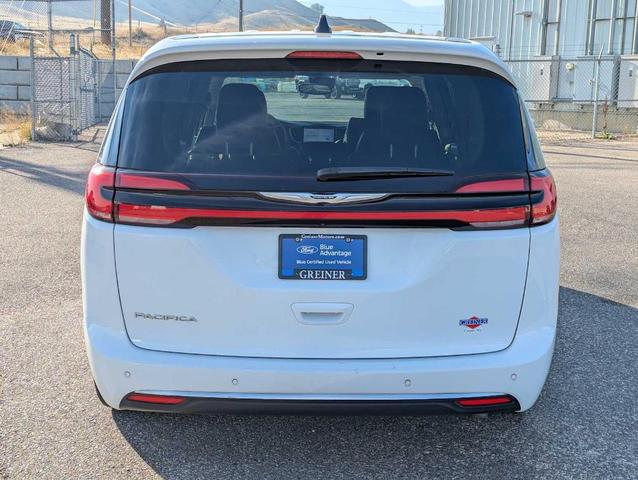2023 chrysler pacifica touring-l