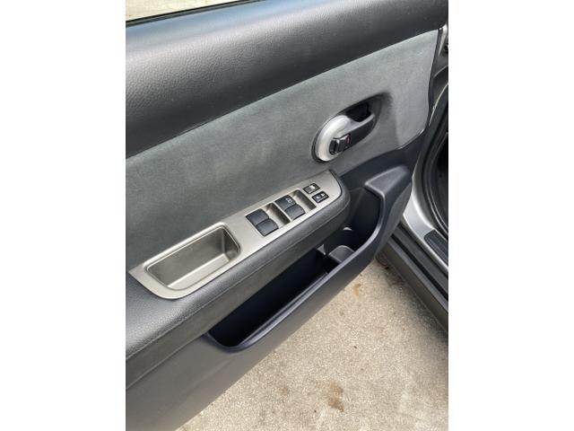 2012 nissan versa 1.8 s