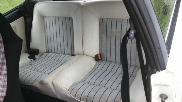 1986 volkswagen cabriolet vw white, black ragtop, great cond, convertable