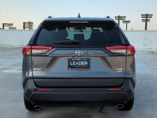 2022 toyota rav4 xle