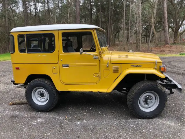 1975 fj40 - 49k miles - original paint - survivor