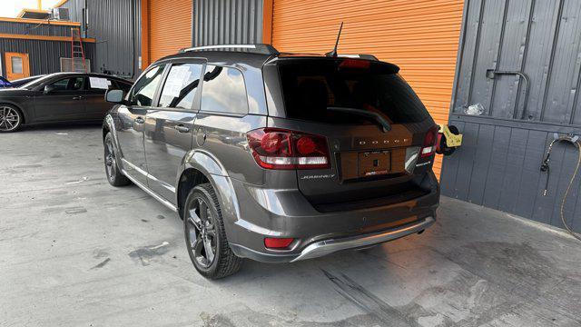 2020 dodge journey crossroad
