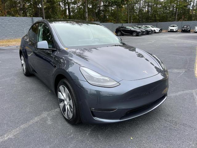 2023 tesla model y base