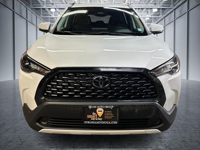 2024 toyota corolla cross le