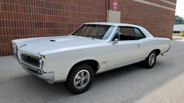 1966 pontiac gto