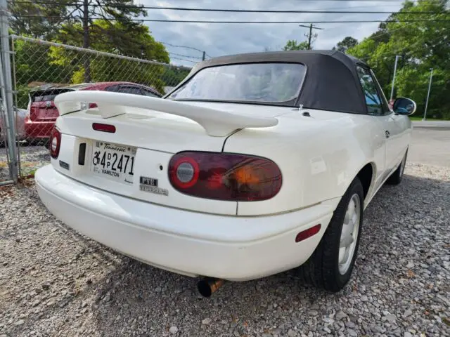 1990 mazda mx-5 miata convertible rwd manual