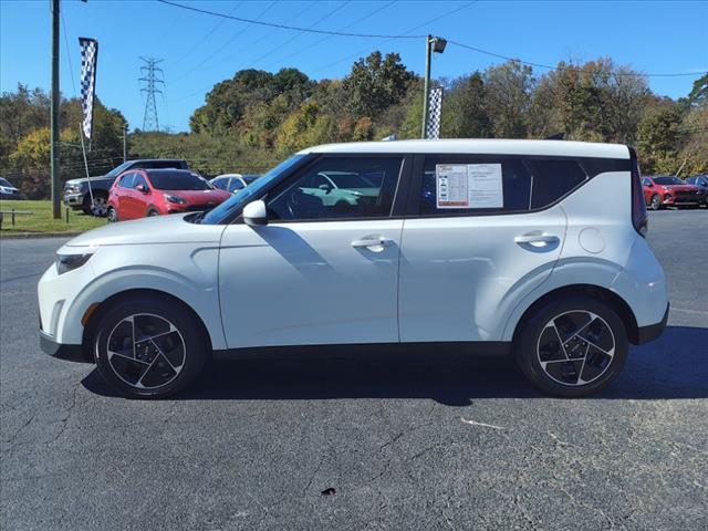 2023 kia soul ex