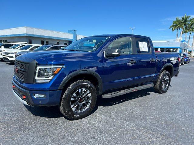 2024 nissan titan pro-4x