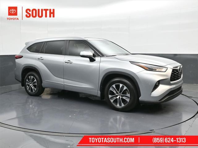 2023 toyota highlander xle