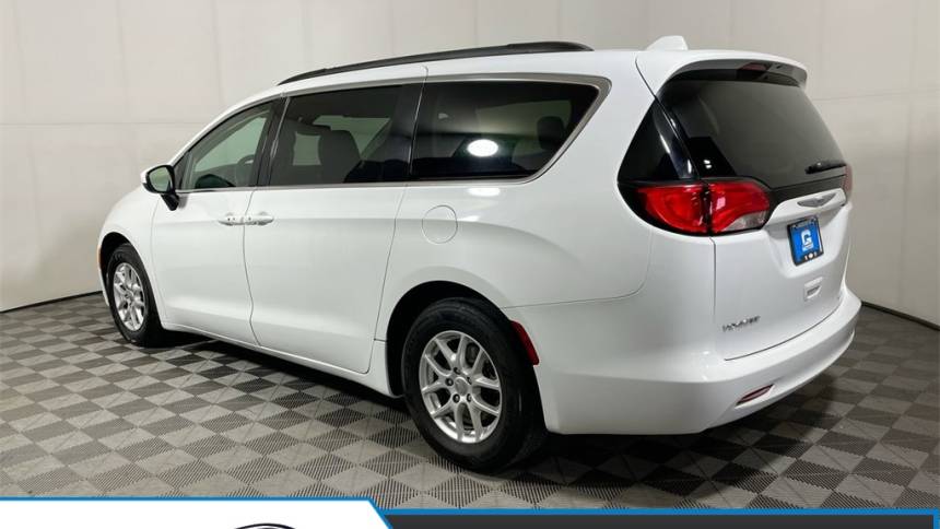 2020 chrysler voyager lxi
