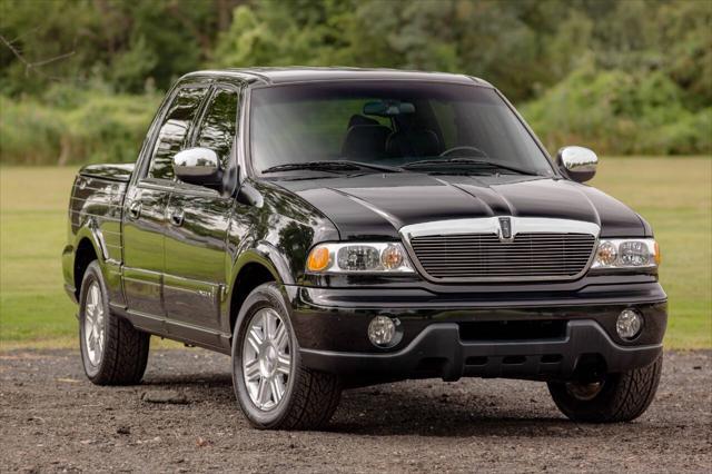 2002 lincoln blackwood base 4dr crew cab sb 2wd