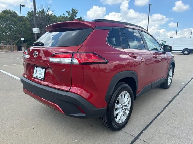 2024 toyota corolla cross le