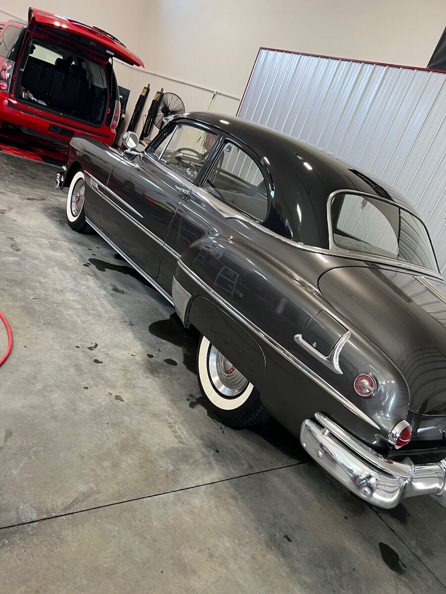 1952 pontiac chieftain coupe grey rwd manual