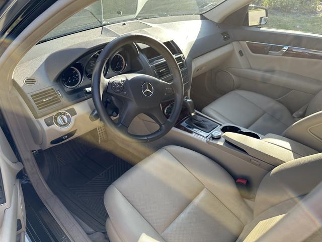 2011 mercedes-benz c-class c 300