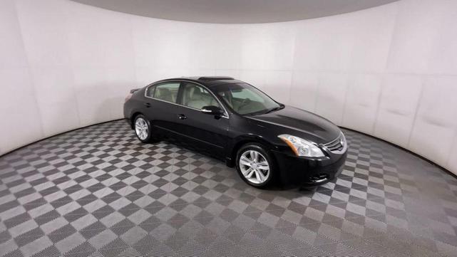 2010 nissan altima 3.5 sr