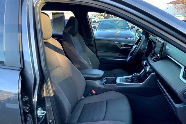 2022 toyota rav4 prime se