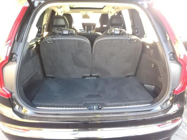 2024 volvo xc90 b5 plus bright theme