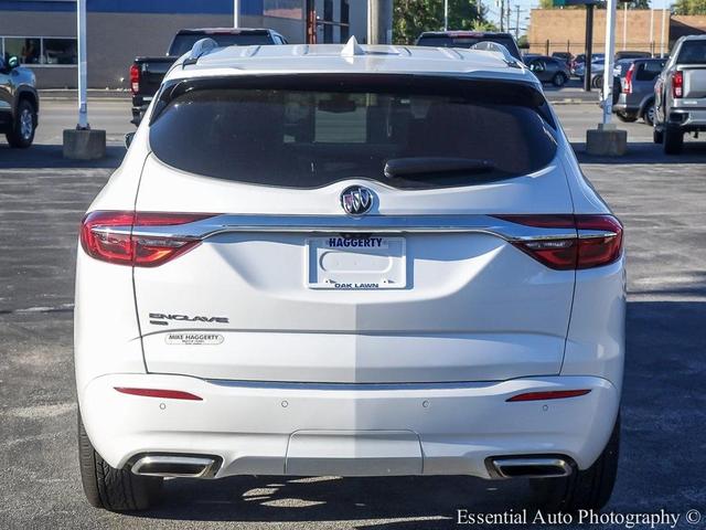 2021 buick enclave avenir